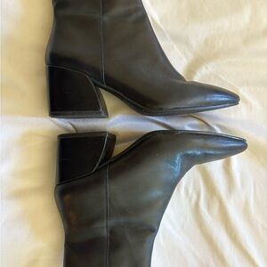 Vagabond Black Pointed Block Heel Olivia boots 39